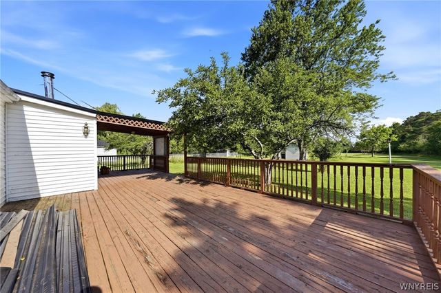 7304 Michael Road, Orchard Park, NY 14127