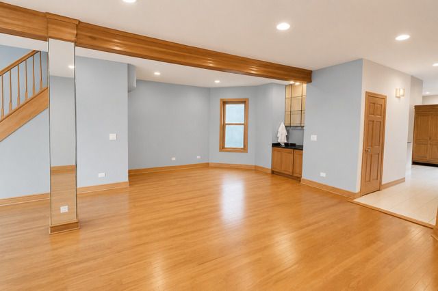 3309 S Lowe Avenue, Chicago, IL 60616
