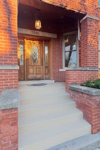 3309 S Lowe Avenue, Chicago, IL 60616