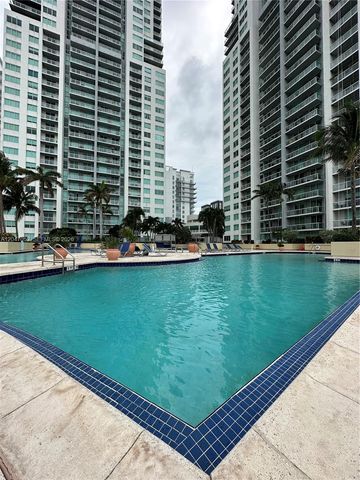 244 Biscayne Boulevard 2610, Miami, FL 33132