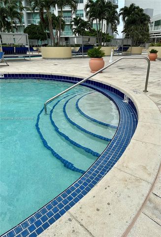 244 Biscayne Boulevard 2610, Miami, FL 33132