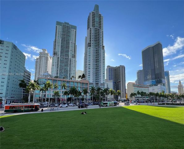 244 Biscayne Boulevard 2610, Miami, FL 33132