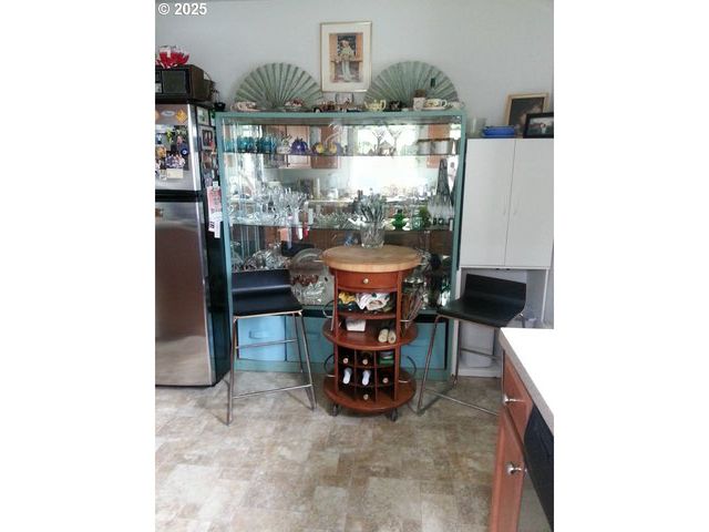 2605 Se 164TH Ave, Portland, OR 97236
