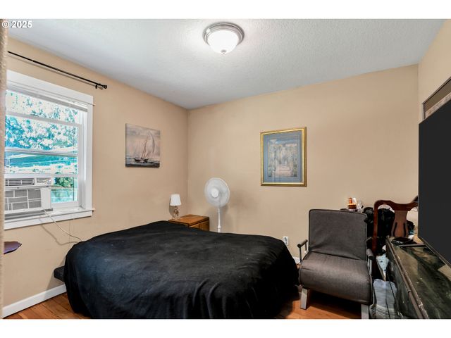 2605 Se 164TH Ave, Portland, OR 97236