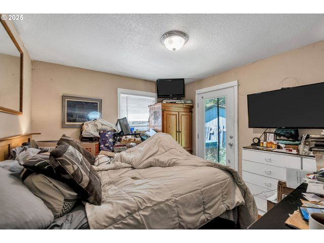2605 Se 164TH Ave, Portland, OR 97236