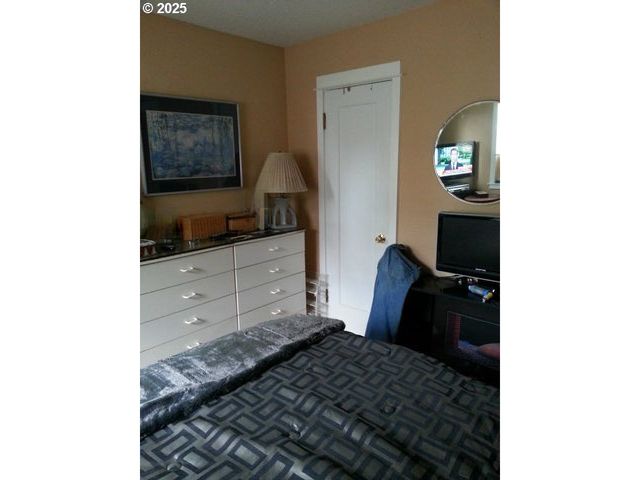 2605 Se 164TH Ave, Portland, OR 97236