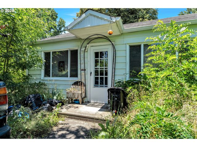 2605 Se 164TH Ave, Portland, OR 97236
