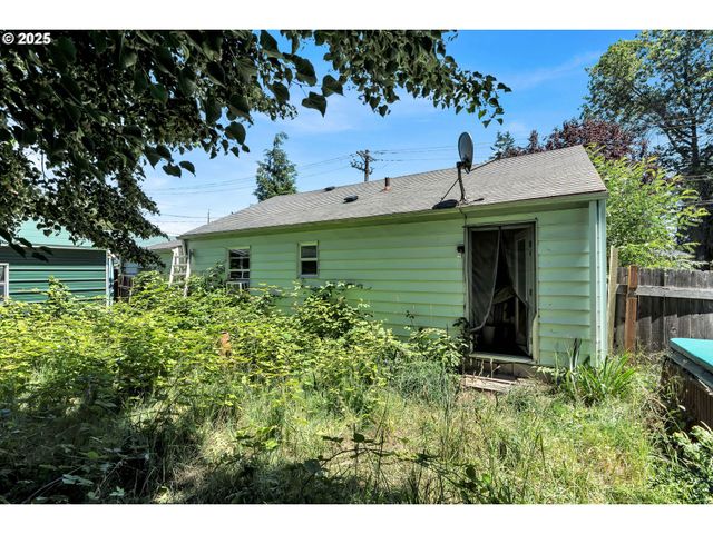 2605 Se 164TH Ave, Portland, OR 97236