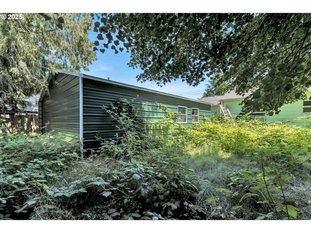 2605 Se 164TH Ave, Portland, OR 97236