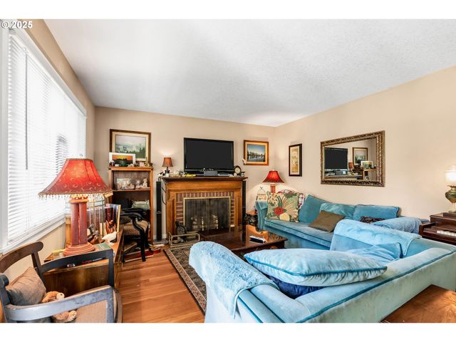 2605 Se 164TH Ave, Portland, OR 97236