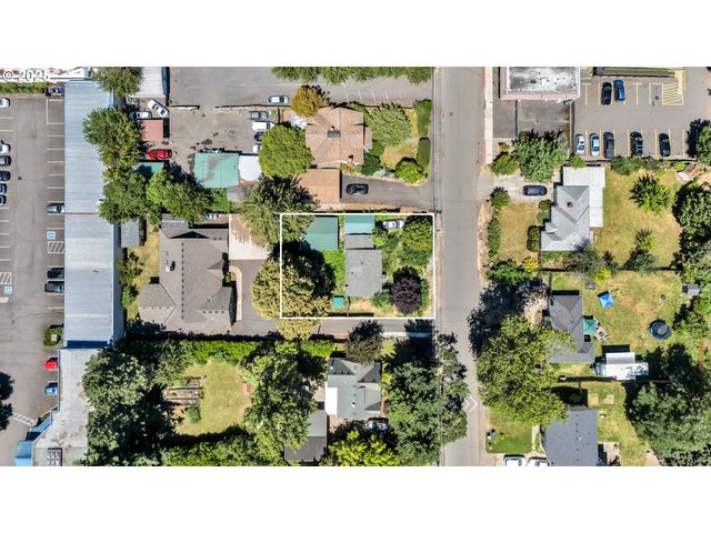 2605 Se 164TH Ave, Portland, OR 97236