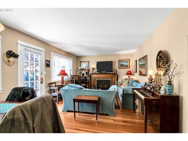 2605 Se 164TH Ave, Portland, OR 97236