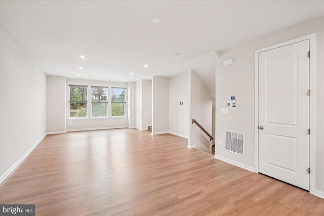 4016 SHIRE MEADOW LN, Triangle, VA 22172