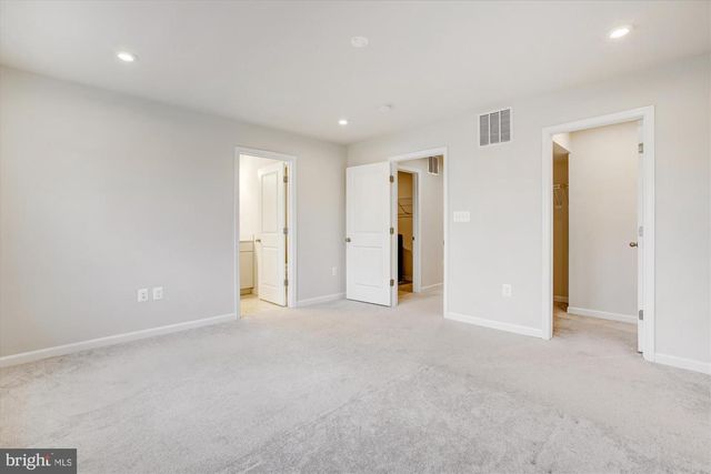 4016 SHIRE MEADOW LN, Triangle, VA 22172