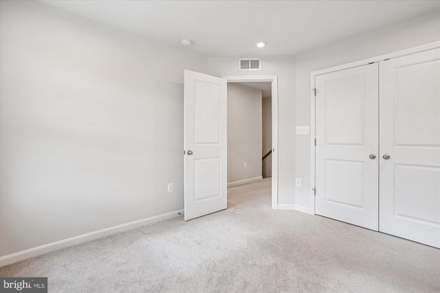 4016 SHIRE MEADOW LN, Triangle, VA 22172