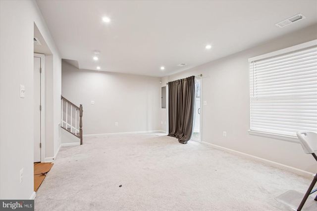 4016 SHIRE MEADOW LN, Triangle, VA 22172