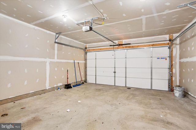 4016 SHIRE MEADOW LN, Triangle, VA 22172