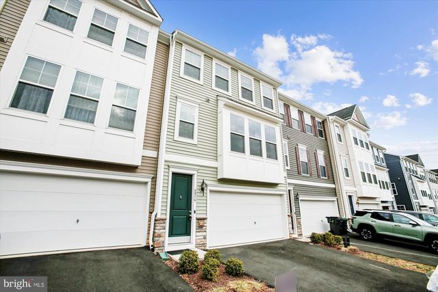 4016 SHIRE MEADOW LN, Triangle, VA 22172