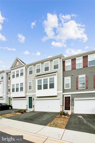 4016 SHIRE MEADOW LN, Triangle, VA 22172