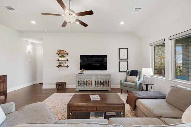 2010 Big Creek Way, Missouri City, TX 77459