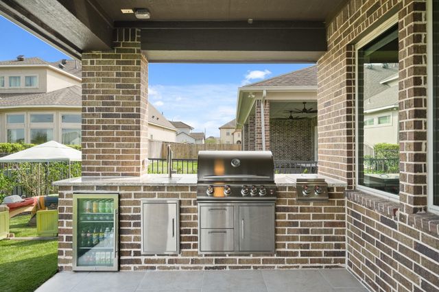 2010 Big Creek Way, Missouri City, TX 77459