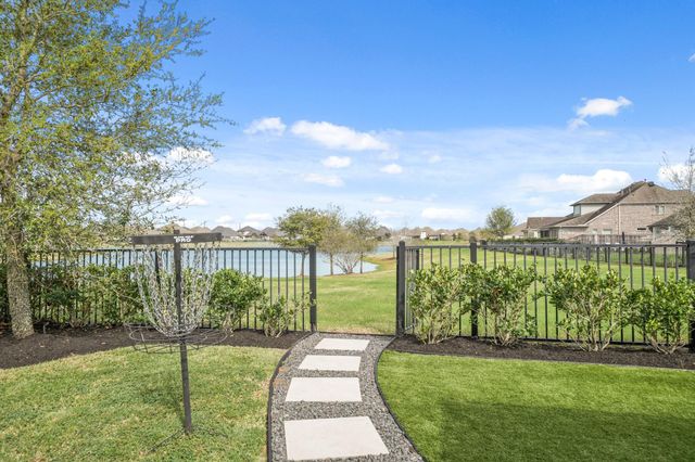 2010 Big Creek Way, Missouri City, TX 77459