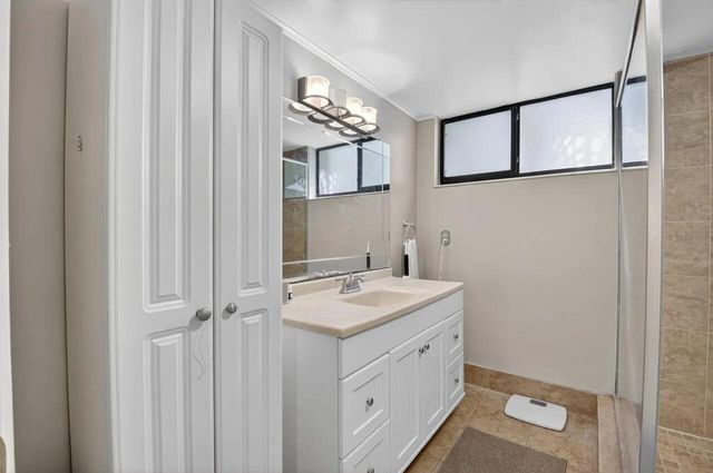 6342 LONGBOAT Lane W 201, Boca Raton, FL 33433