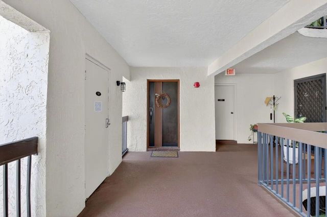 6342 LONGBOAT Lane W 201, Boca Raton, FL 33433