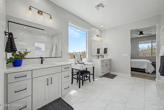 11521 N Desert Calico Lp, Oro Valley, AZ 85742