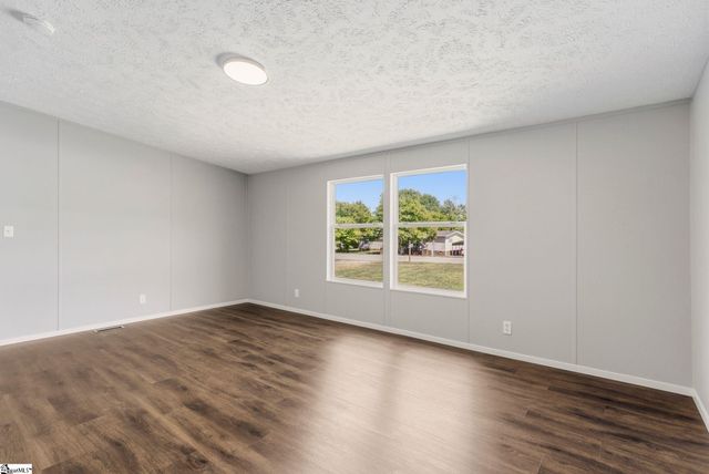 330 Tyger Fox Drive, Lyman, SC 29365