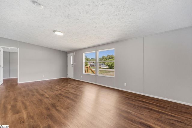 330 Tyger Fox Drive, Lyman, SC 29365