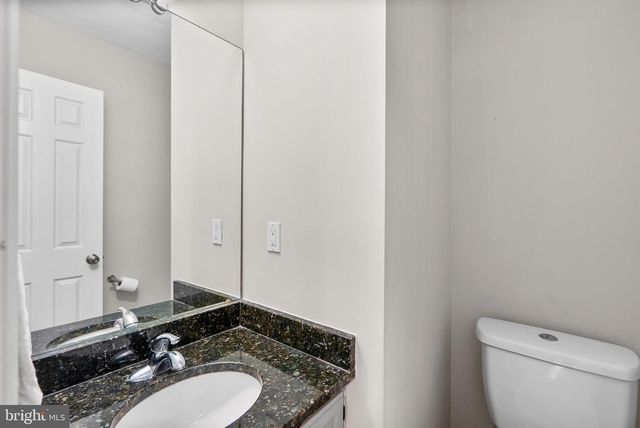 6045 CROWN ROYAL CIR, Alexandria, VA 22310