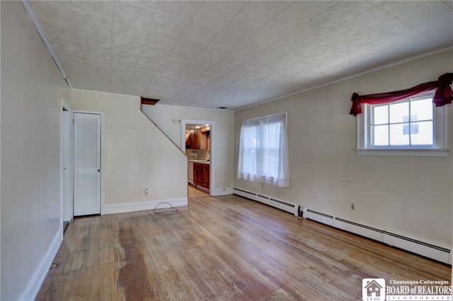 93 Summit Avenue, Jamestown, NY 14701