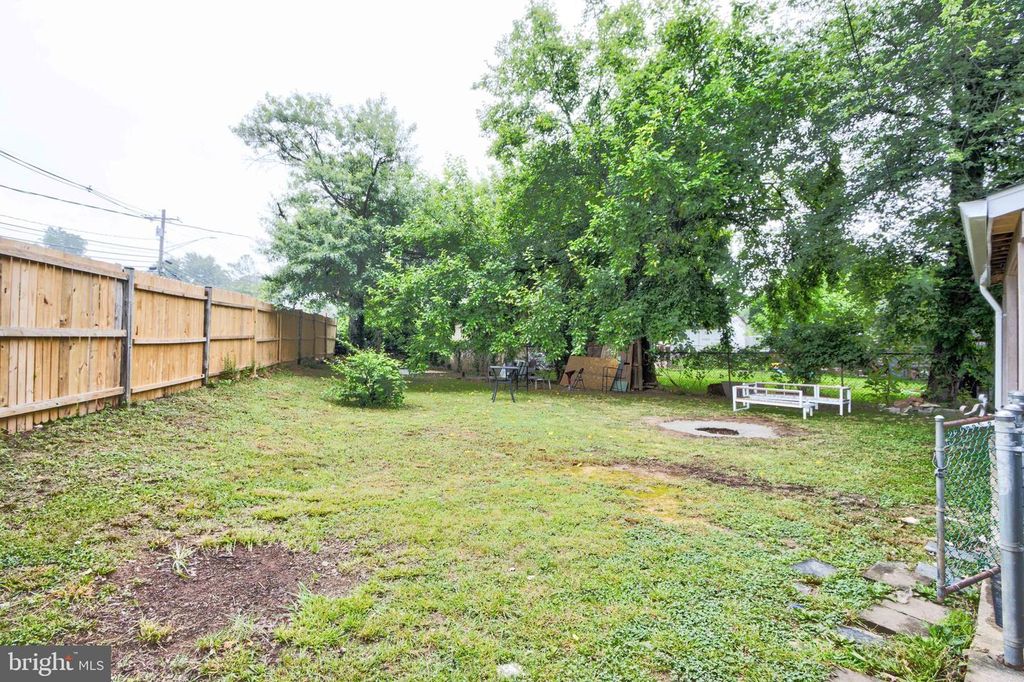 9102 4TH ST, Lanham, MD 20706