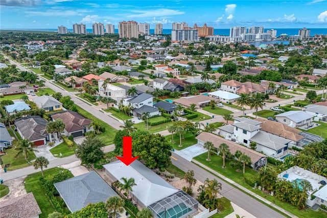601 97th AVE N, Naples, FL 34108