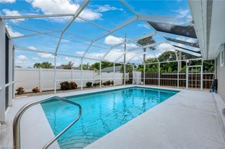 601 97th AVE N, Naples, FL 34108