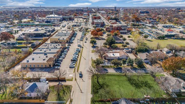 309 N Main Street, Grapevine, TX 76051