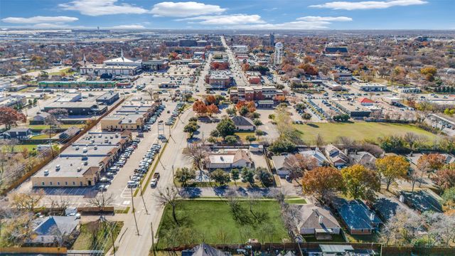 309 N Main Street, Grapevine, TX 76051