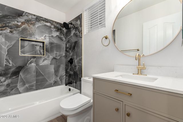 14672 W WHITTON Avenue, Goodyear, AZ 85395