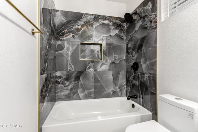 14672 W WHITTON Avenue, Goodyear, AZ 85395