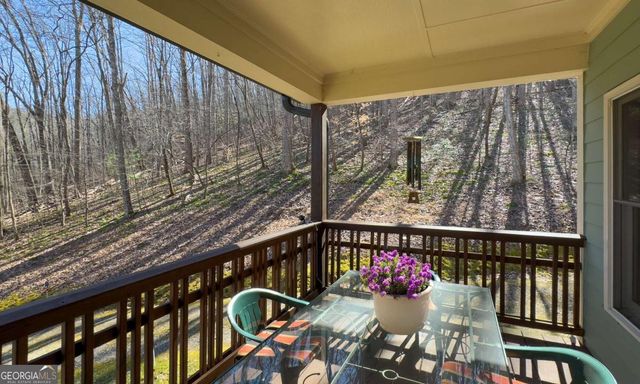 526 Garland Ridge Drive, Hayesville, NC 28904