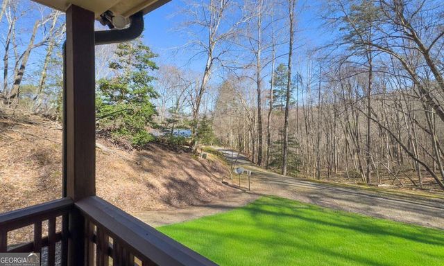 526 Garland Ridge Drive, Hayesville, NC 28904