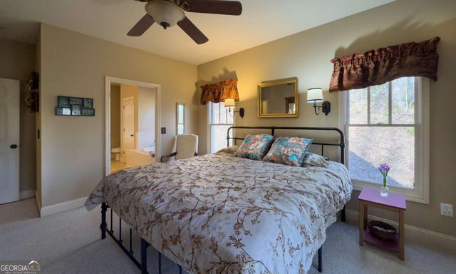 526 Garland Ridge Drive, Hayesville, NC 28904