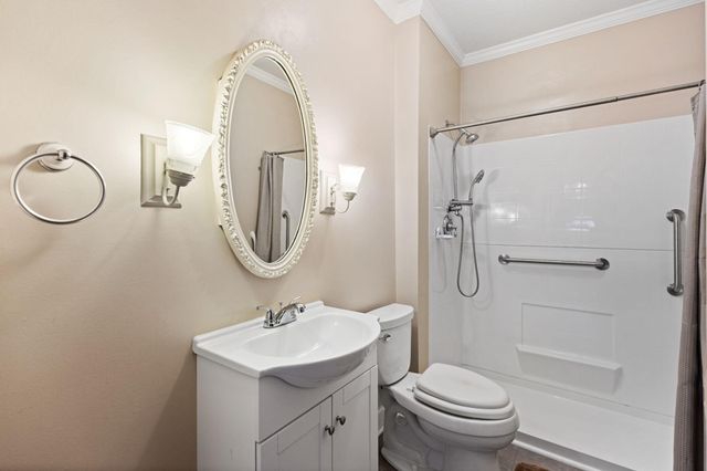 726 Georgia Avenue, Etowah, TN 37331