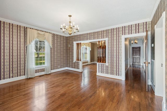 726 Georgia Avenue, Etowah, TN 37331