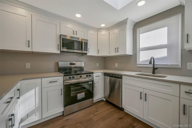 23 Limetree Drive, Manorville, NY 11949