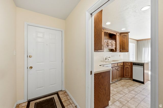 3725 S MILLCREST RD, Millcreek, UT 84109