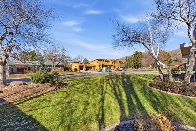 3725 S MILLCREST RD, Millcreek, UT 84109