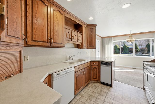 3725 S MILLCREST RD, Millcreek, UT 84109