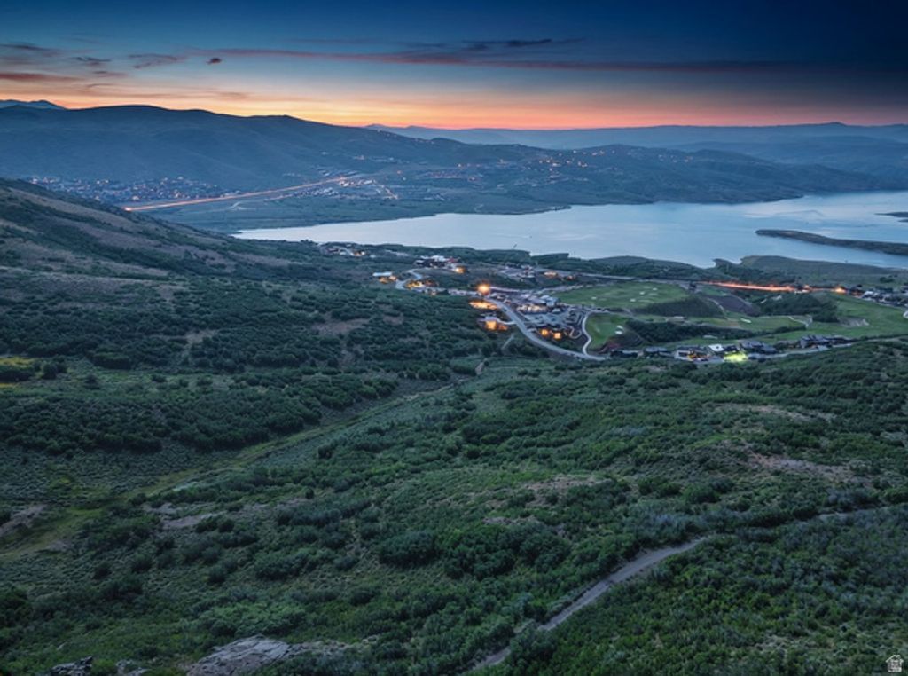 Image 2 of property listing at 12114 N EAST PARK DR, Heber City, UT 84032